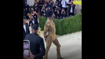 Thumbnail of Watch Lil Nas X transform into his gold bodysuit at the MET Gala l GMA