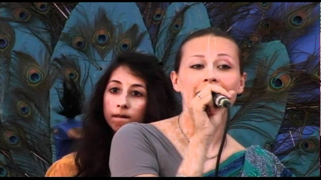 Hare Krishna Kirtan   Janmashtami 2011   Amala puran Ananda Jahnavi Tulasi