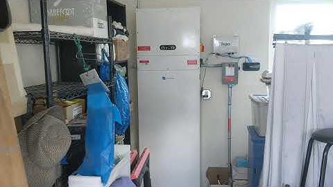 POMCube solar inverter with integrated 20kWh storage system. Installation impression.