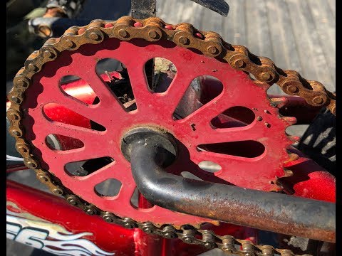 cleaning rusty bike chain