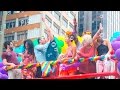 Miguel ngel silvestre se desmelena en el desfile del orgullo gay de brasil