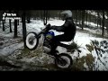 взлетел не надолго мото эндуро мотокросс зима снег moto snoskoles