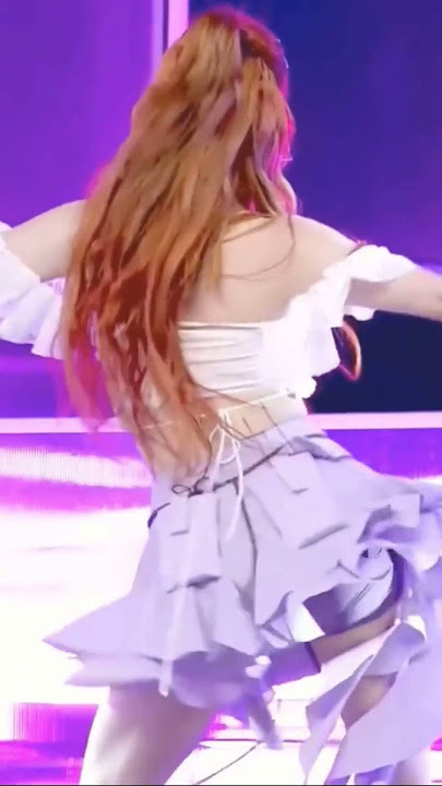 HOT FANCAM Yunjin 😍 #kpopfap