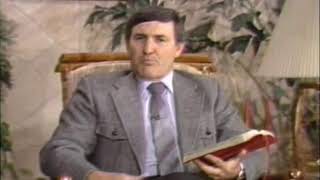Acts 18:18 - 19:20 What are the differences between Paul and Apollos’ preaching styles?