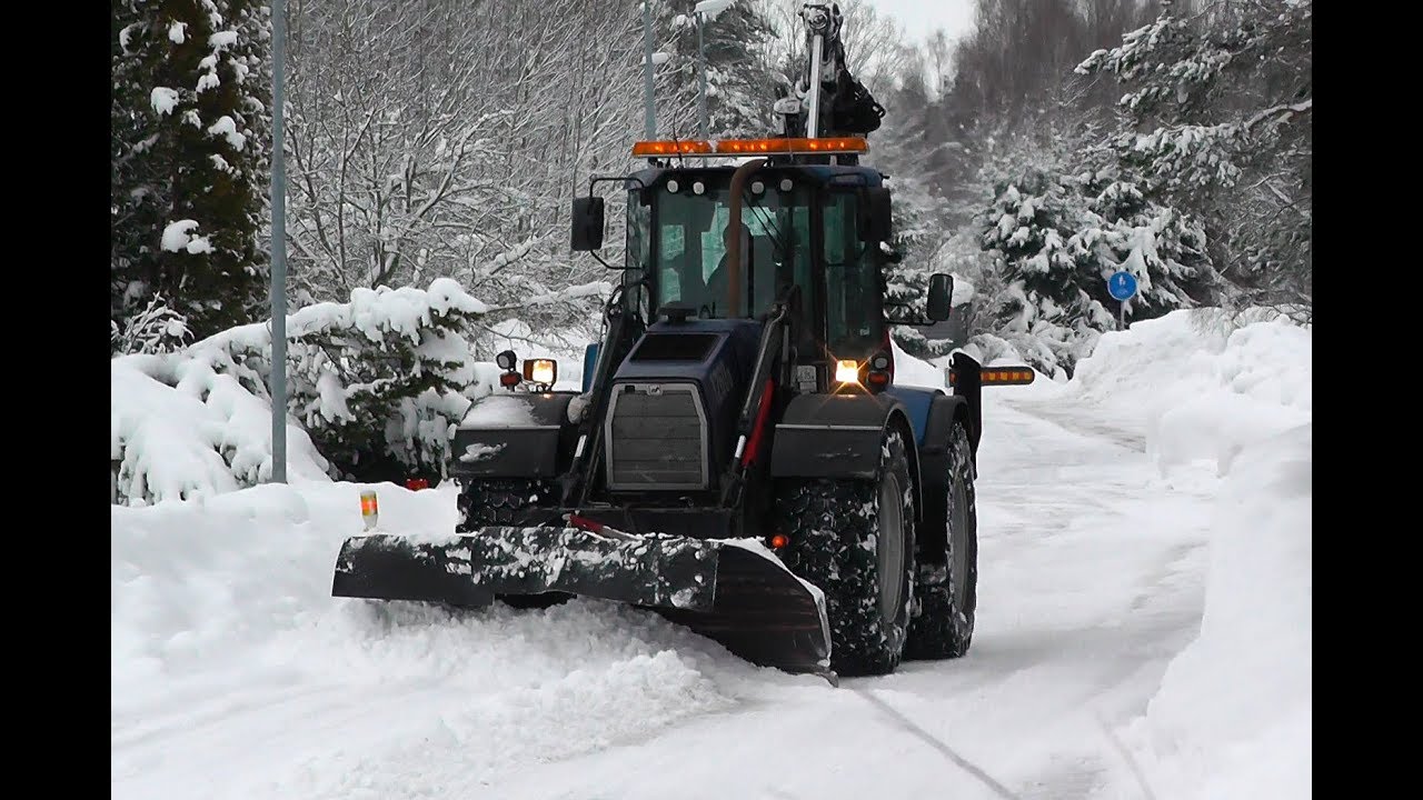 Huddig 1260B With Folding Plow