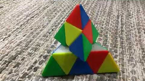 Pyraminx Stop Motion