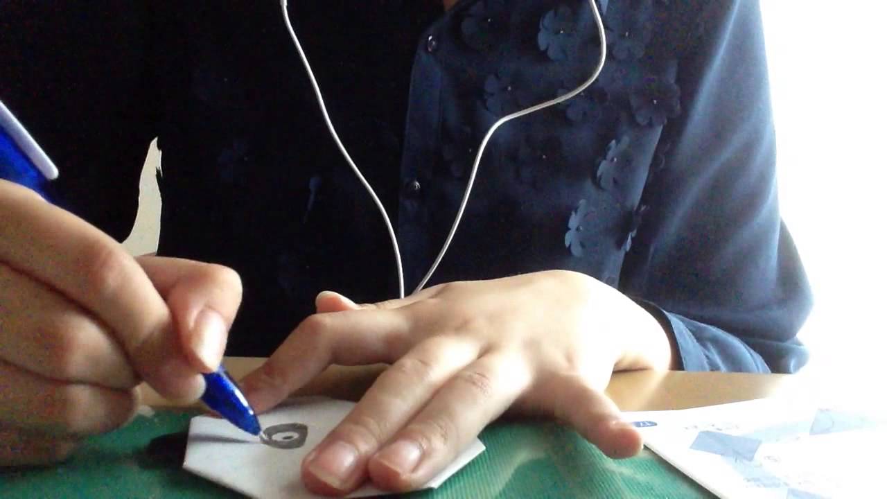 (ASMR) Relaxing Sounds : Chewing Gum and Origami