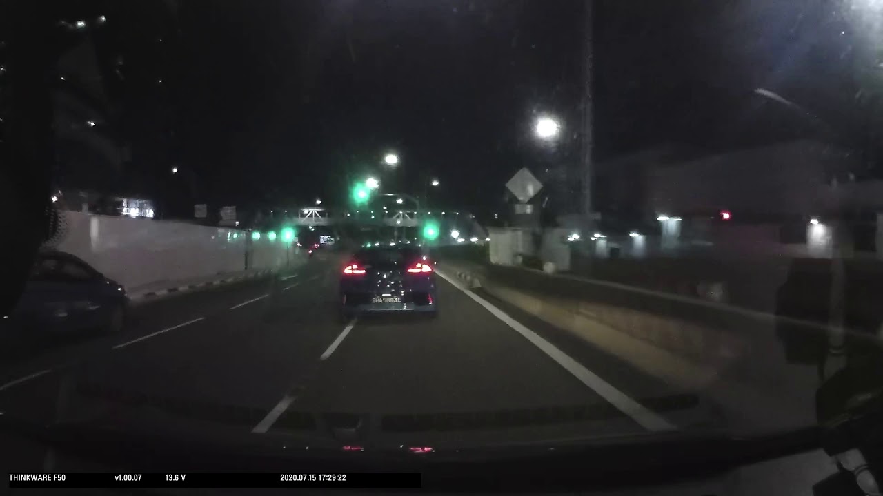 16 July 2020 150am SHA5983E road rage dangerous driving swerving almost accident - Part 2