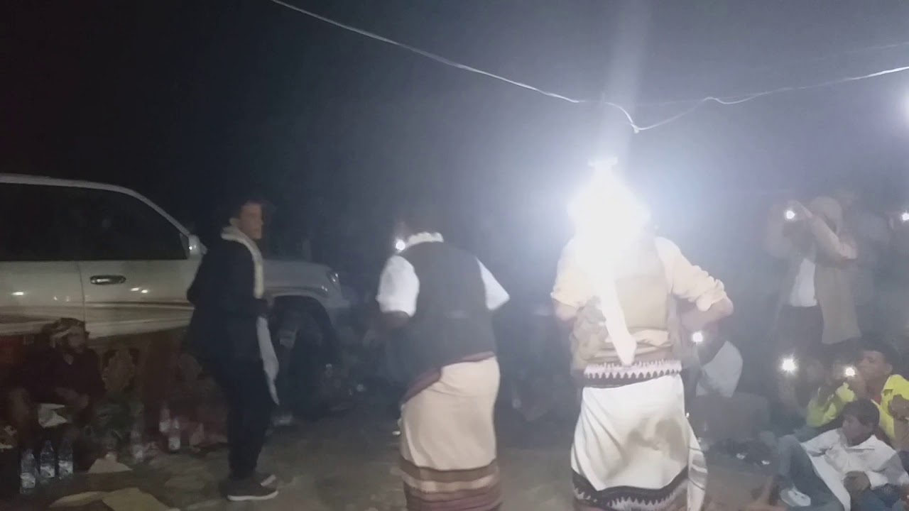 رقص العرسان سلطان وبدر العاقل وعامر صالح سالم بحضور الفنان ياسر البيضاني يافع منطقه قريضه(11)