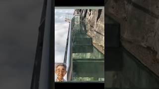 Unik Wisata Jembatan Kaca Di Tebing Jurang