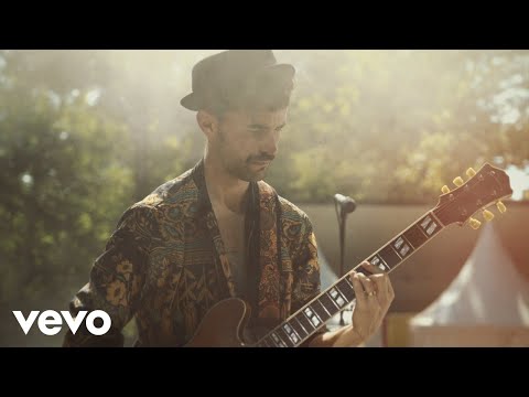 Gizmo Varillas - Where is the Love (Official Video)