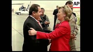 Clinton in surprise visit to Baghdad