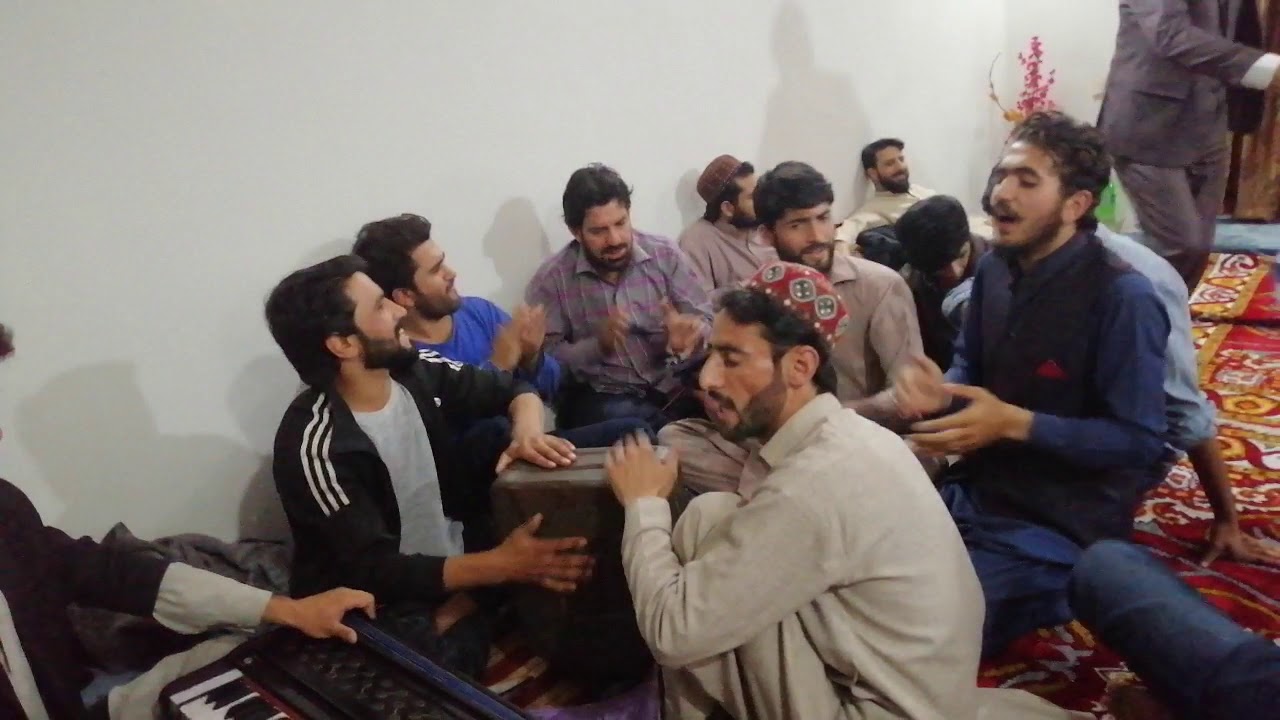 Ye jo halka halka suroor ha by ishtiaq ahmed shina bazm - mixed shina song