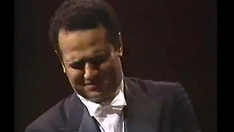 Andre Watts plays: George Gershwin: preludes #1, #2, #3.....