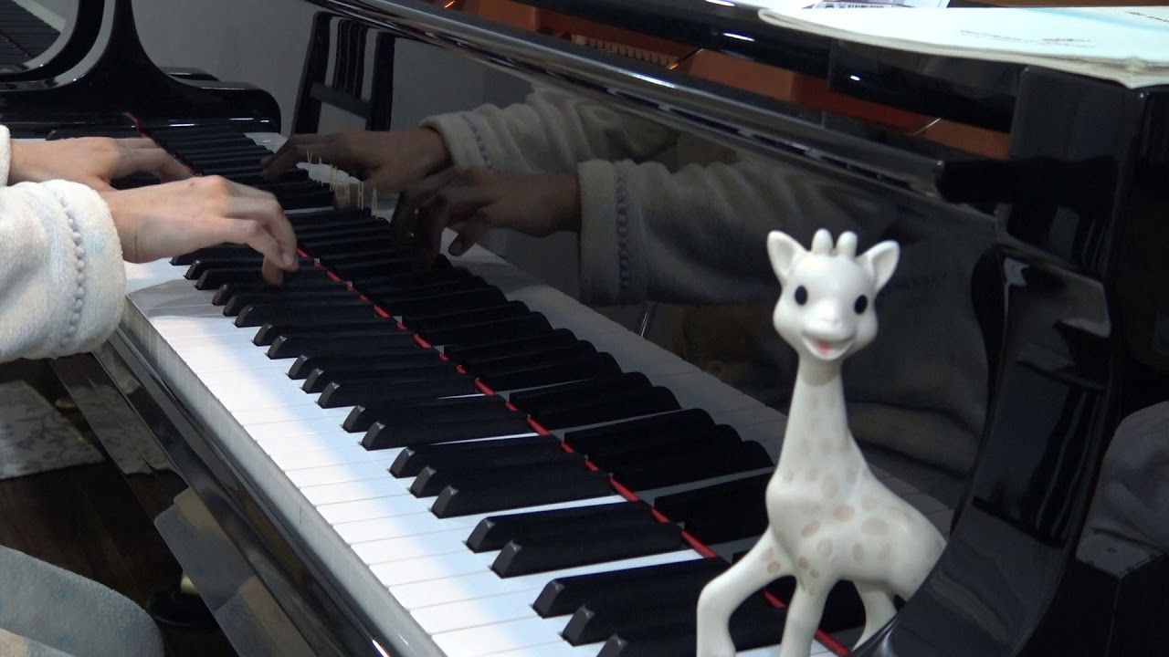 ダンシング ヒーロー 荻野目洋子 ピアノの楽譜 ピアノ