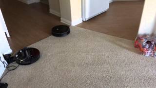 Roomba 980: Carpet Boost vs Hardwood 