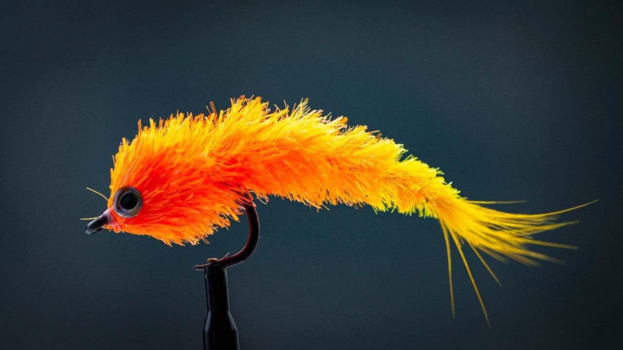 Трехцветная микро-малька Gamechanger | Урок по вязанию мушки