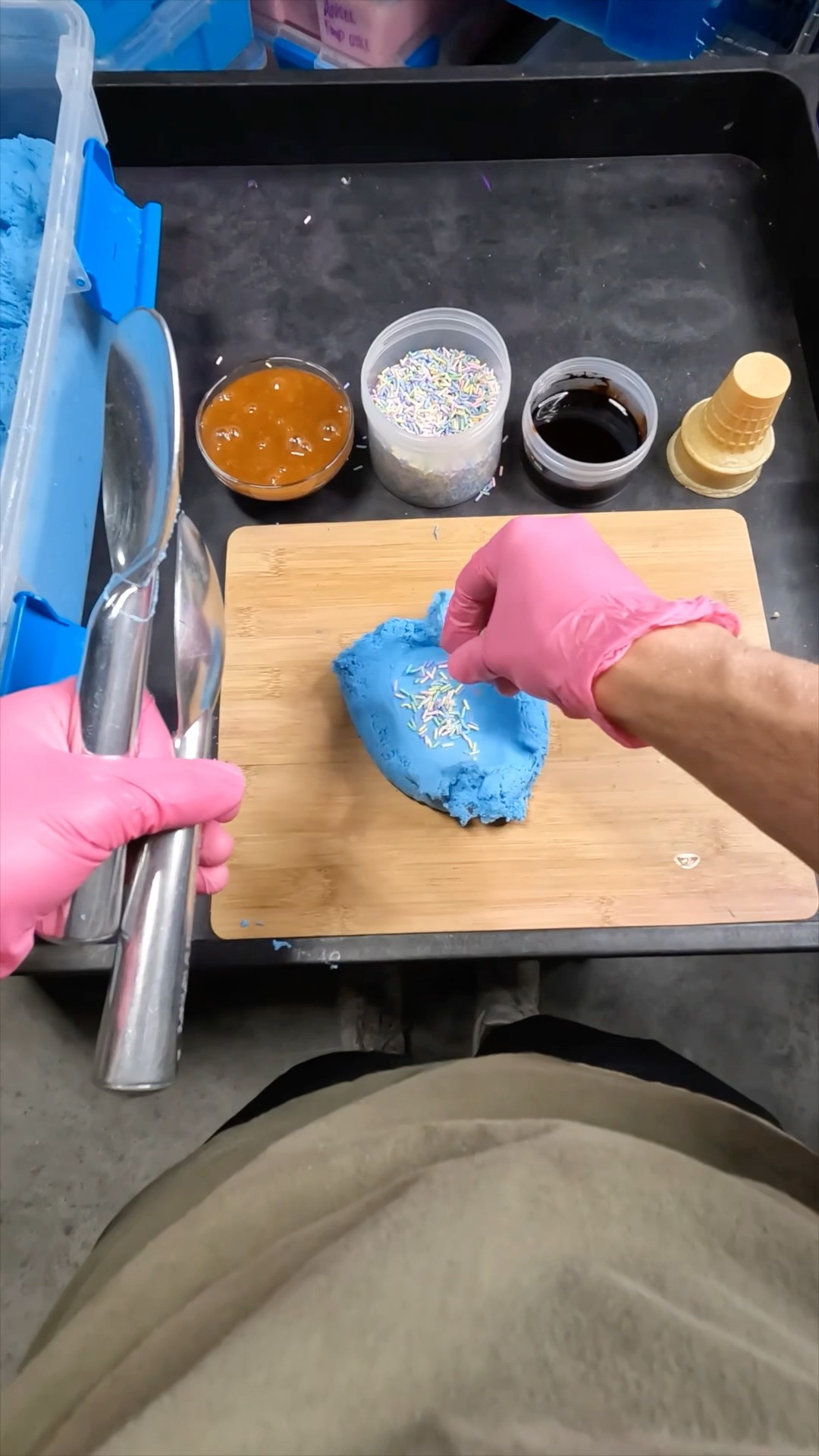 Mixing Slime Ice Cream ??