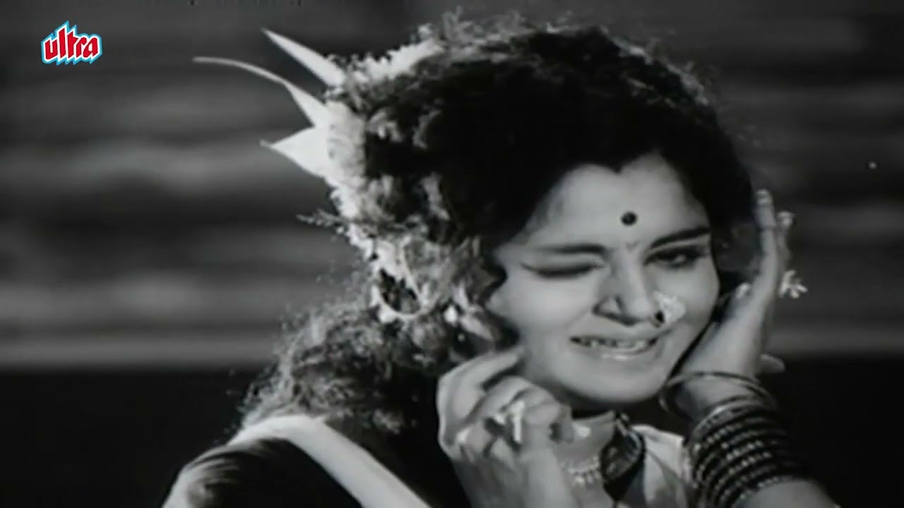 Old Koli Songs   Mala Gherav Ghatlay Saglyani   Karava Tasa Bharava Movie   Usha Mangeshkar