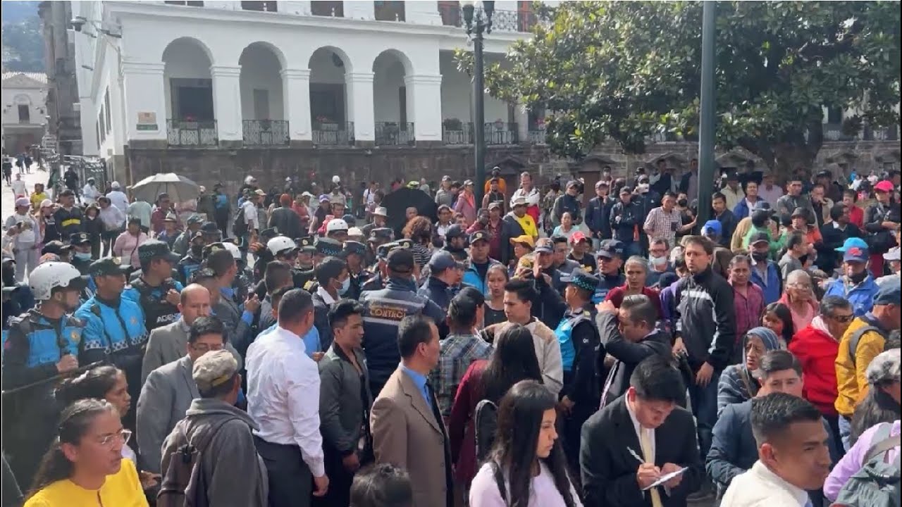 ¡¡POLICÍA IRRUMPE EN EVANGELISMO, PERO SE HIZO EL LLAMADO!!