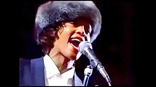 Whitney Houston Live 1988 - National Anthem NBA Game Lakers vs Nets