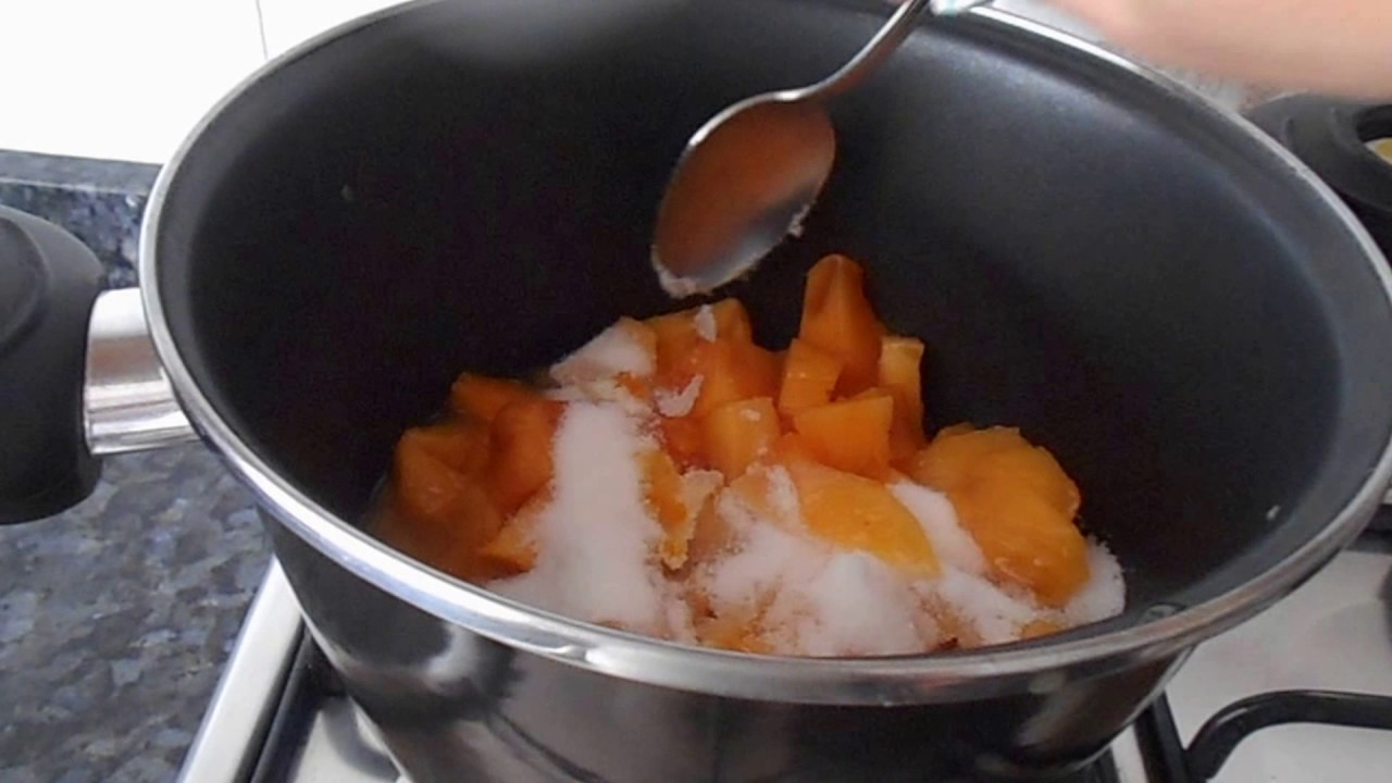 MERMELADA  DE KAKI Y MANDARINA