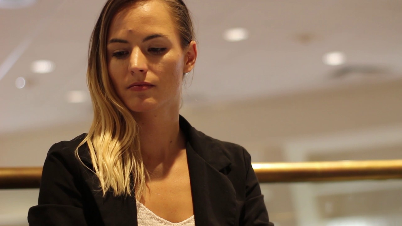 MUFON Canada: Alien Cosmic Expo 2017 - Elizabeth April