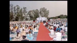 BEST YOGA VIDEO(YOUNGEST YOGACHARYAA & MIND THERAPIST ACHARYAA PRATISHTHA IN HER DIFFERENT YOGIC MOODS AND POSTURES. www.bharatyog.com ..., 2009-11-11T08:06:09.000Z)