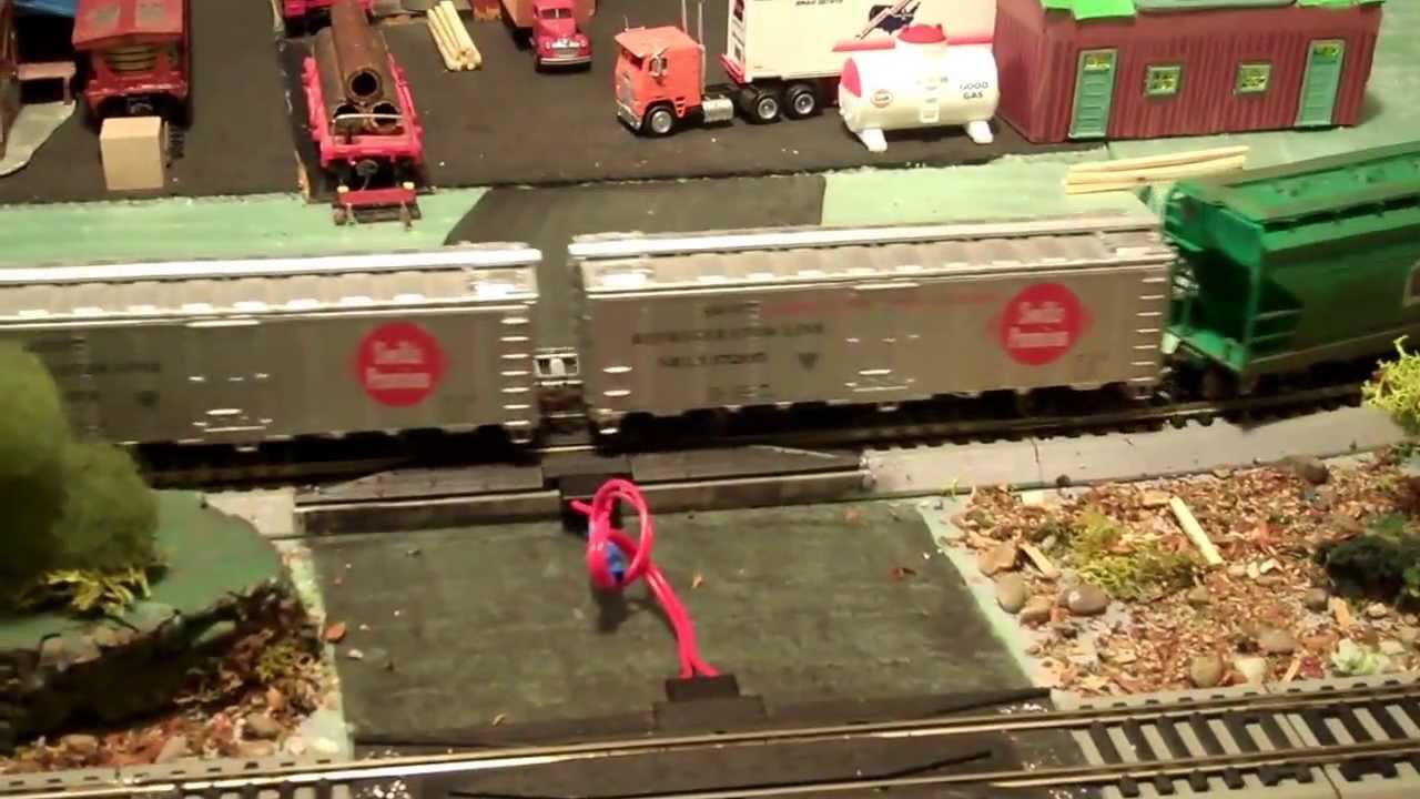 Model HO Trains Maintenance Of Way Train YouTube