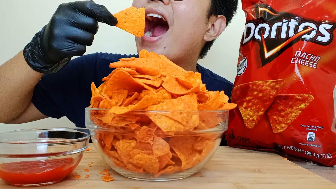 ASMR Mukbang Doritos Chips Crunchy Eating Sounds w/ Sriracha (NO