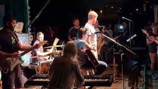 Neki Novi Klinci - Ostaje Mi To Što Se Volimo - Green River Fest