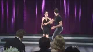 Maksim Chmerkovskiy Kelly Monaco dancing on GH 4-5-13