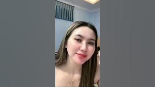 Aunt Ayu is still very beautiful.. Her underwear is soft