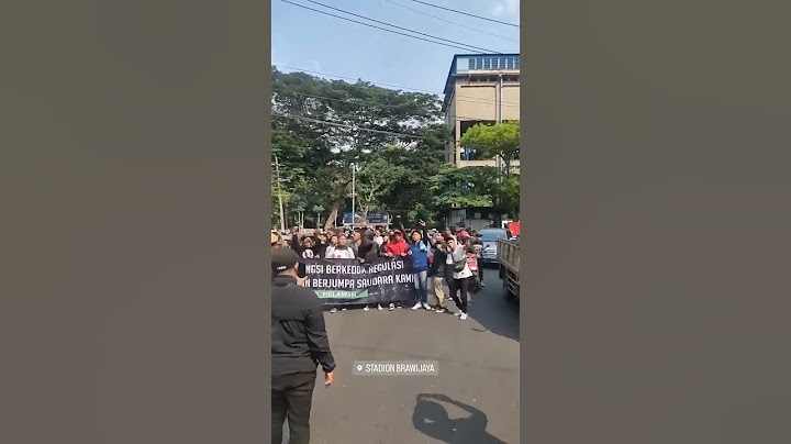 AKSI BONEK NEKAT KE STADION KEDIRI MESKI KENA SANKSI DI LAGA PERSIK VS PERSEBAYA