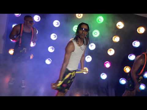 Tonton David Sincere - Can't Sleep at Night (Bobby Brown) Music Video di YouTube