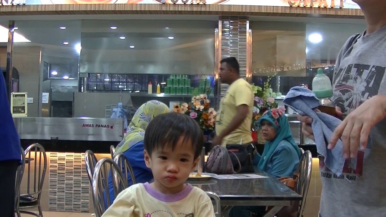 Roti Canai & Fried Squid, Nasmir Restaurant, 23 June 2017 roast pork belly tacos