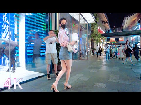 街拍偶遇極品 "短裙高跟美腿"的"知性眼鏡美女",說不出哪裡突出,但就是極度吸睛 | China Chengdu 4K Mejores Street Fashi