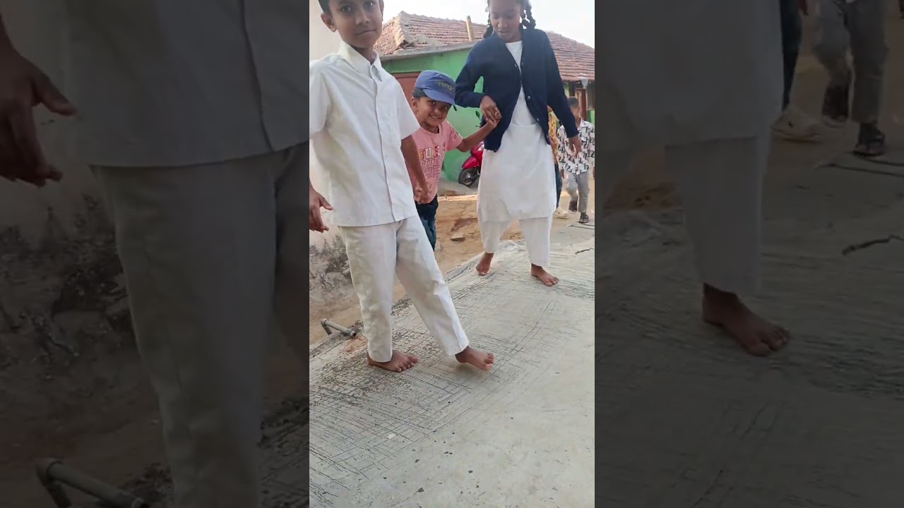 ನಡುವನಹಳ್ಳಿ ಅಮ್ಮನವರು ಅಮ್ಮ ಮನೆಗೆ ಬಂದು ಕ್ಷಣ..       #god #lakshmidevi #viralvideo #villagelif