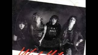 Girlschool - Wildlife
