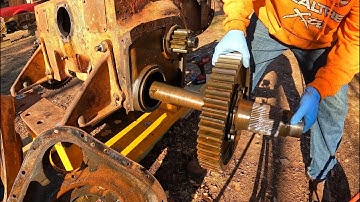 Caterpillar RD-6 Final Drives Come Apart & Emptying the Rear Tub Housing - #2H1768 Ep.24