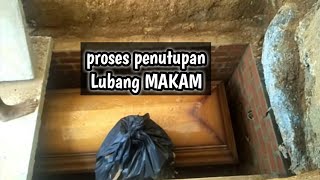 Proses penutupan gali lobang kubur cina