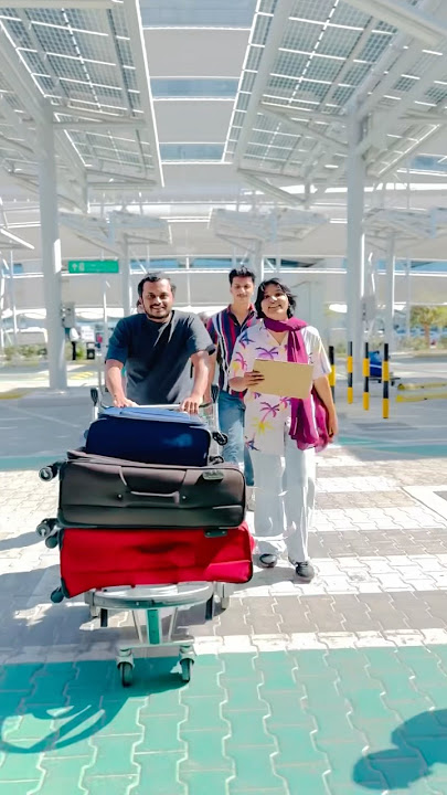 it’s travel time🛫 | #catchflights #familytime #happiness