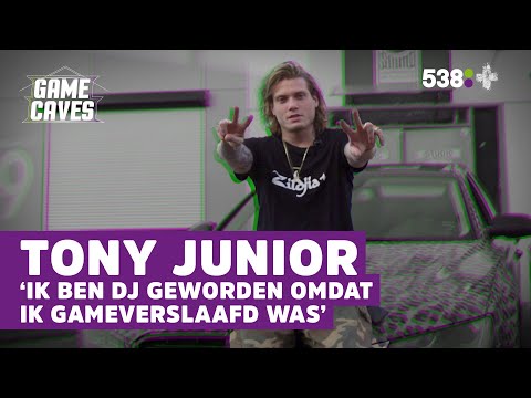 TONY JUNIOR sloopt controller tijdens PRIVÉTOUR thuis! | GAME CAVES #S2E2