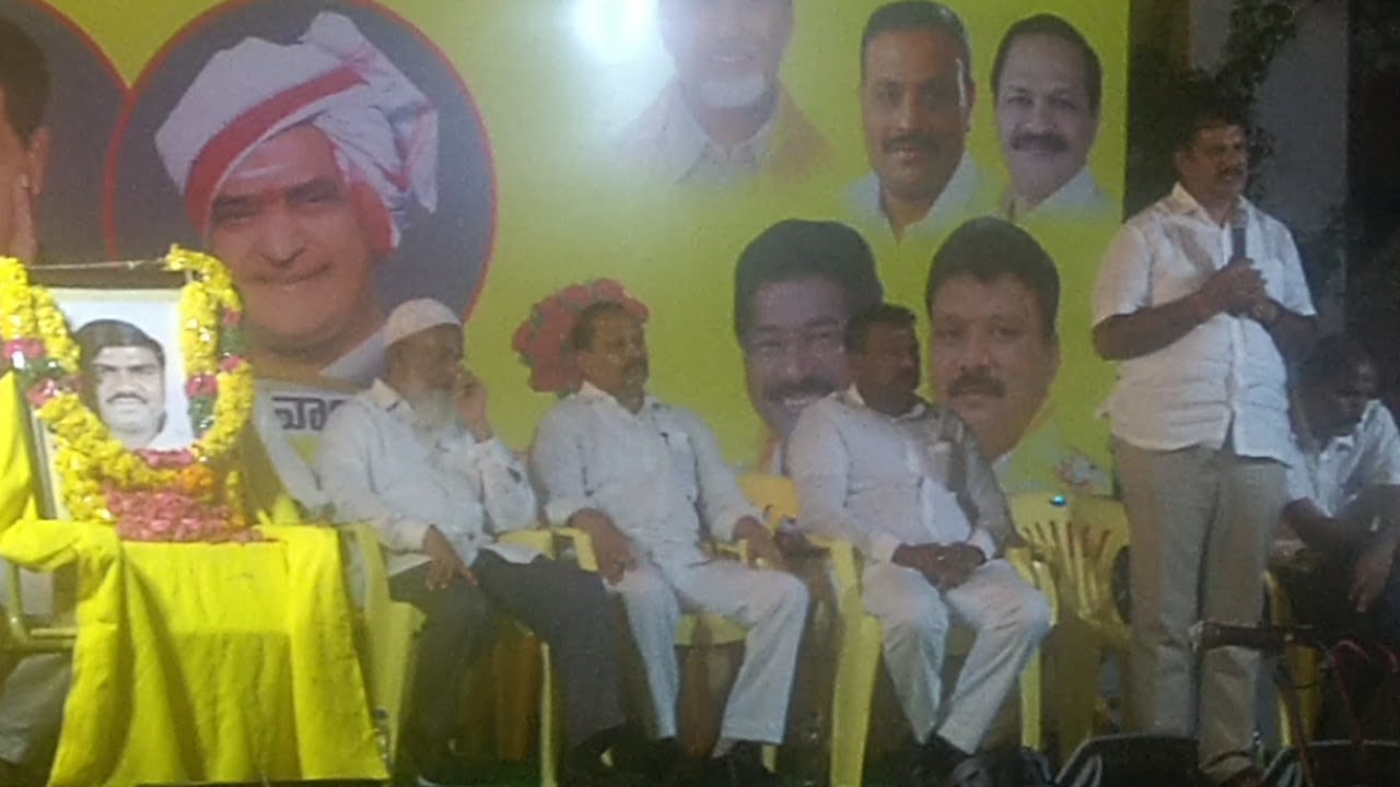 Dhulipalla Narendra Kumar Speech about TDP Ex Minister JR Pushparaj | Sri Waves