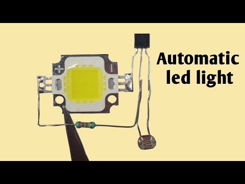 Video: Street Lamp Na May Sensor Ng Paggalaw (39 Na Mga Larawan): LED Wall At Uri Ng Ilaw Ng Kalye Sa Mga Baterya