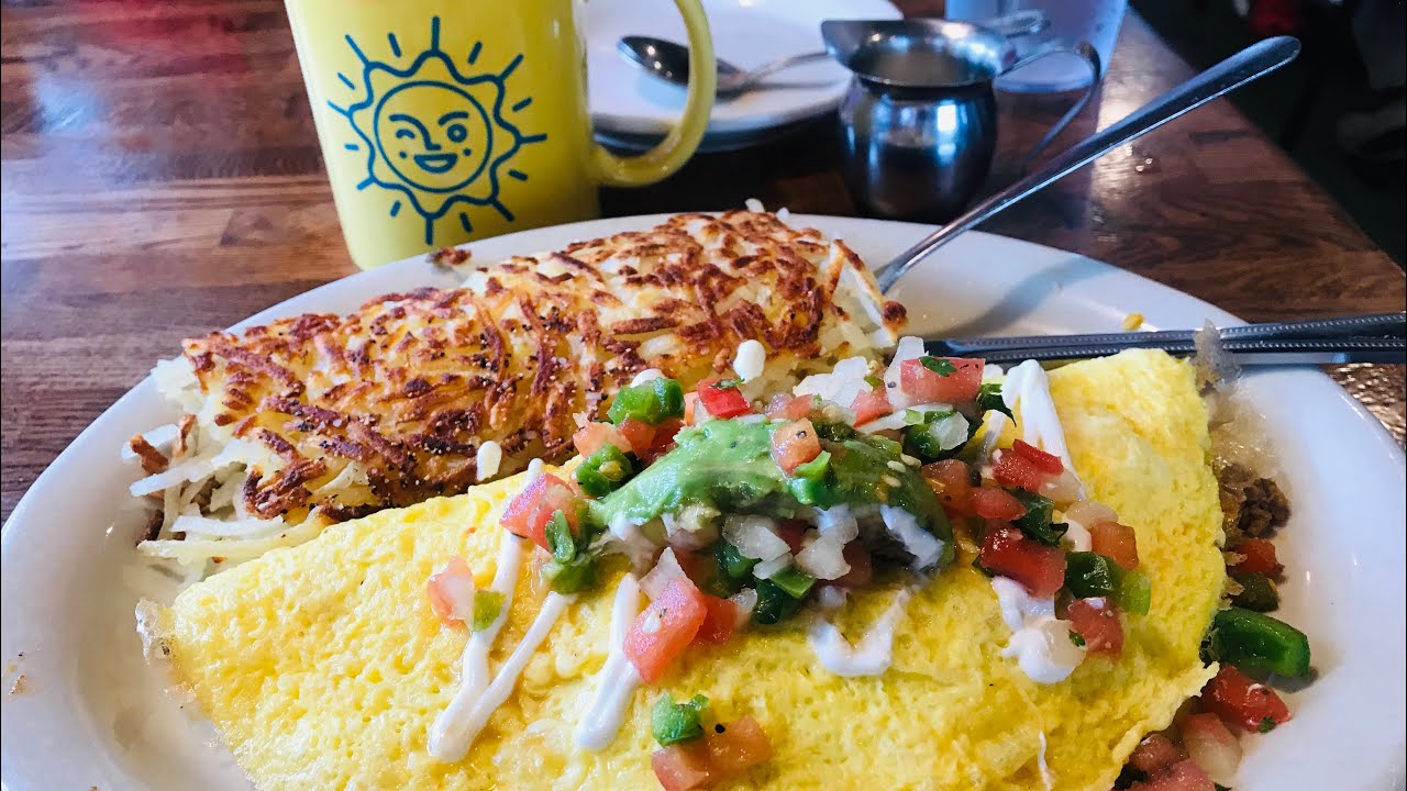 Eating breakfast SUNNYSIDE DINER Restaurant OKC ☀️☀️☀️ YouTube