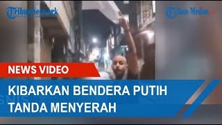 Pedagang Kibarkan Bendera Putih Tanda Menyerah Karena Perpanjangan PPKM