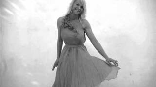 Download lagu HeleriKeeristormPiano edit HeleriKeeristormPiano edit