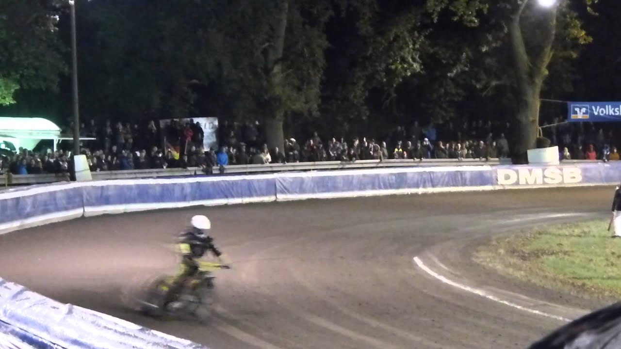 Speedway Dohren 19 okt  2013  heat 16  1e tobias kroner  2e jorg tebbe  3e rene deddens