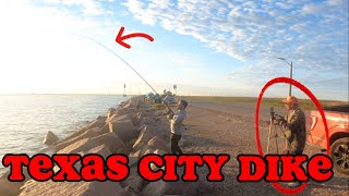 This guy Hooks a Giant fish (Texas City Dike)